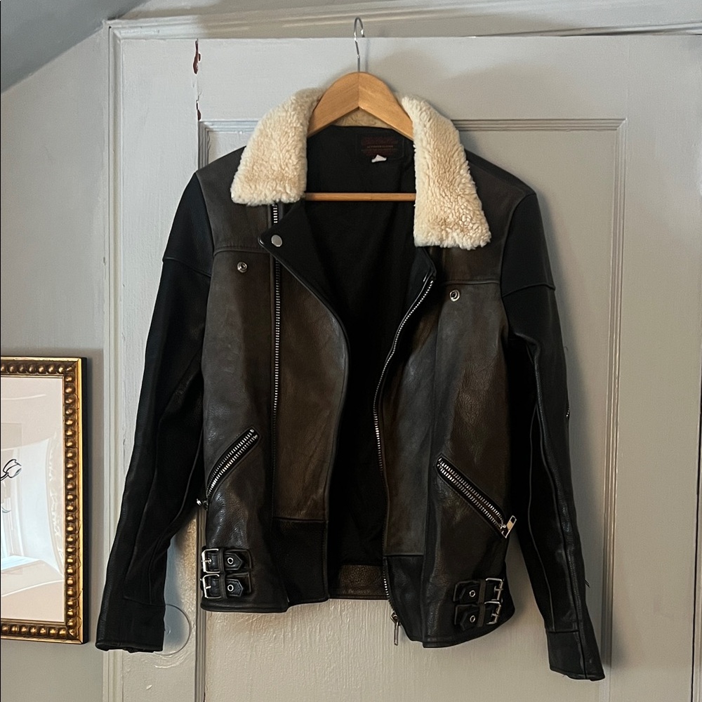 PeleCheCoco Black Leather Jacket Shearling Collar